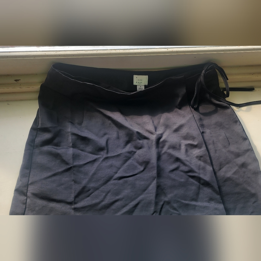 Black tie skirt